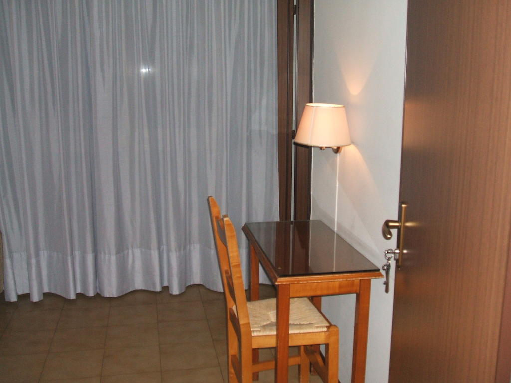 Hotel Ristorante Da Gianni Bovolone Δωμάτιο φωτογραφία